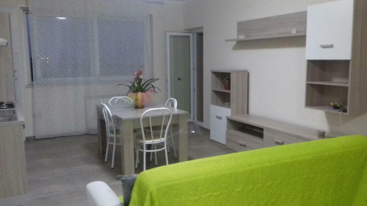 Palazzo Del Mare Apartment เนเปิลส์ ภายนอก รูปภาพ