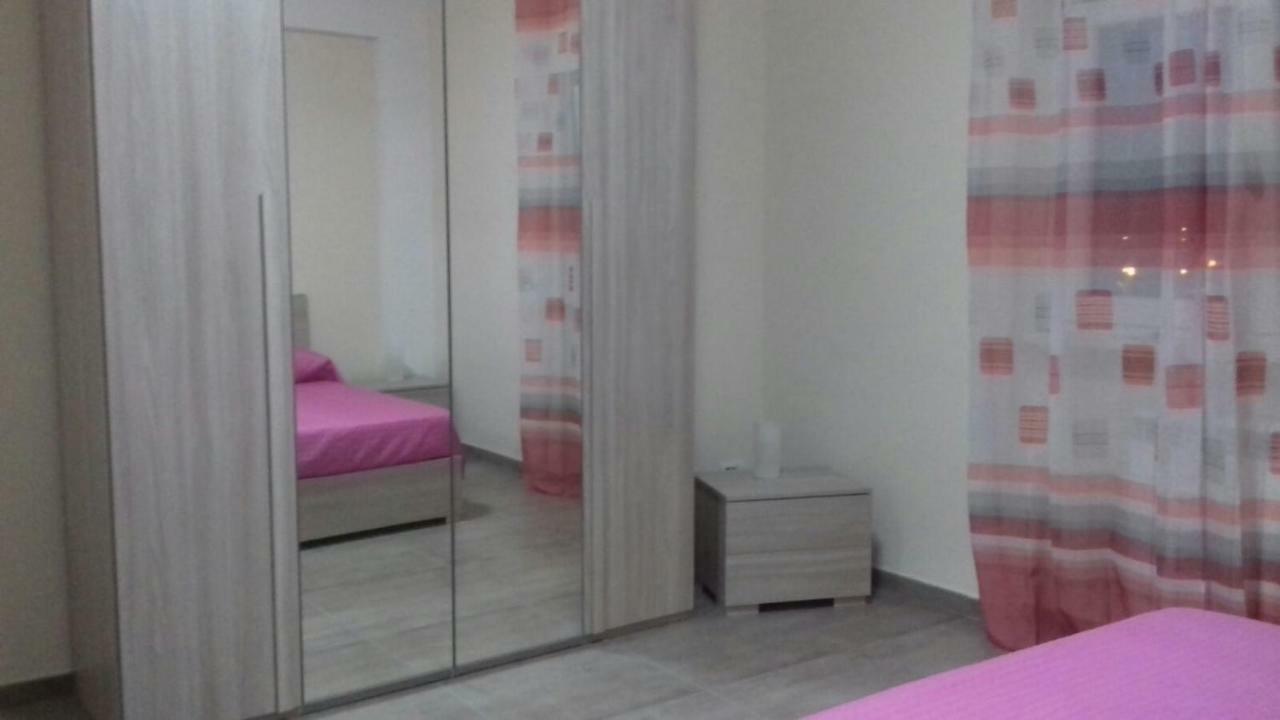 Palazzo Del Mare Apartment เนเปิลส์ ภายนอก รูปภาพ