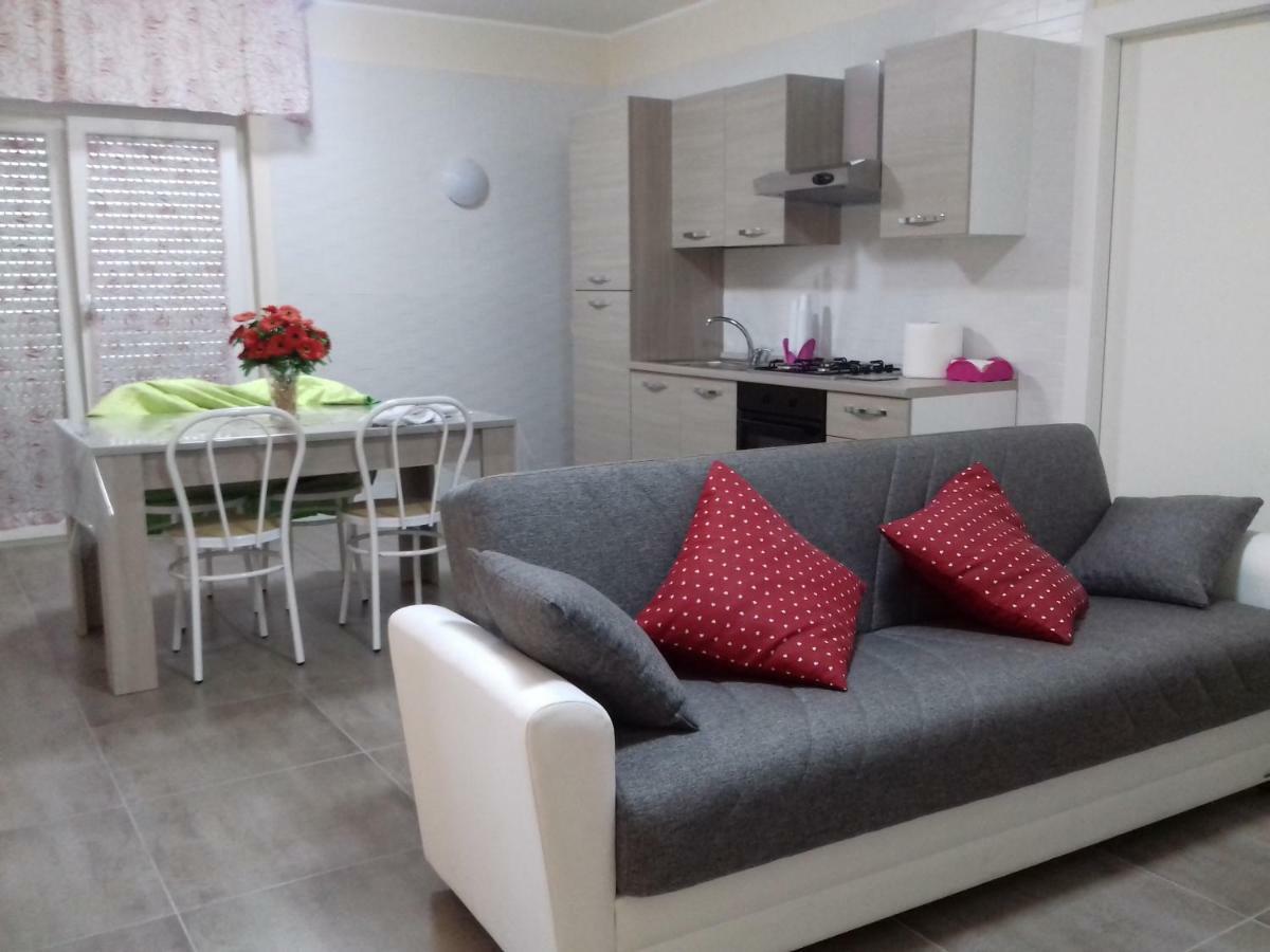 Palazzo Del Mare Apartment เนเปิลส์ ภายนอก รูปภาพ